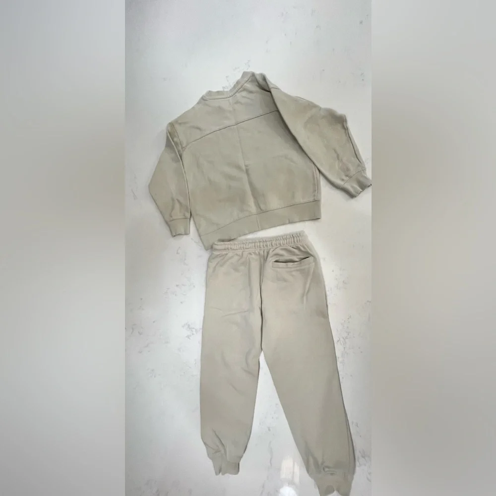 Zara Kids Cream Jogger Set - Picture 5 of 10